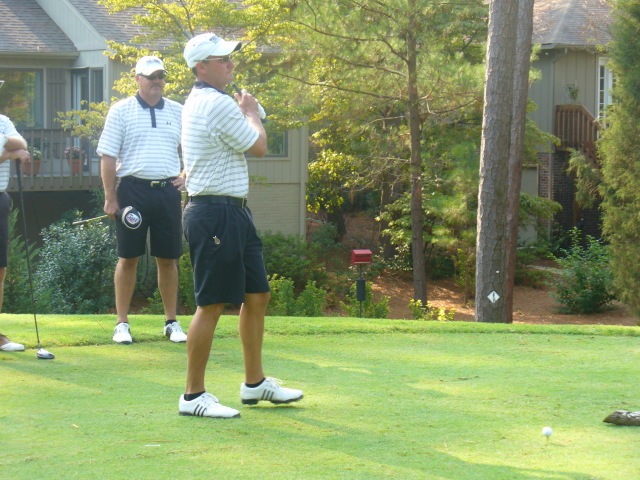 2007/09(Sept)/02(Pinehurst-Rossie-Camera)/640x480_2006-09-28 16-10-01.JPG